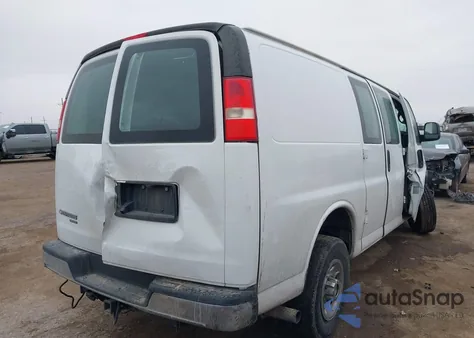 2014 Chevrolet Express 2500 Work Van from USA, damaged, VIN 1GCWGFCB1E1124057